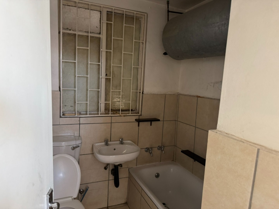 To Let 1 Bedroom Property for Rent in Bloemfontein Free State